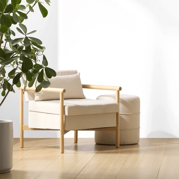 Sherwin Williams Pure White - Best Neutral White Paint Color, bright, color palette, color scheme, painting, decor ideas, bedroom, living room, whole house color, modern, transitional, farmhouse design ideas