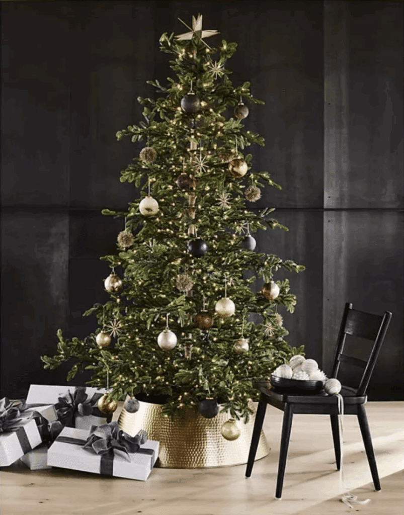 Organic Modern Christmas Tree Theme - 2025 Holiday Trend, tree decorating ideas, natural, neutral, wood, velvet, metallic, tree ornament ideas, minimalist style, cozy, elegant